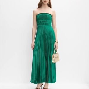 Melanie Lynn - Elegant Green Strapless Dress